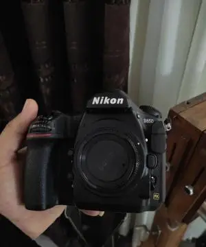 Nikon850 دست دوم