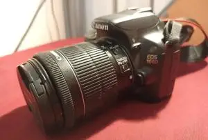 Canon 200 d 18-55 دست دوم