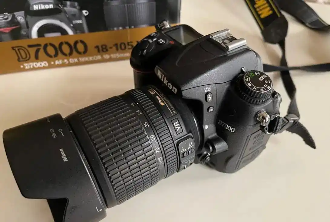 دوربین عکاسی نیکون nikon d7000 دست دو