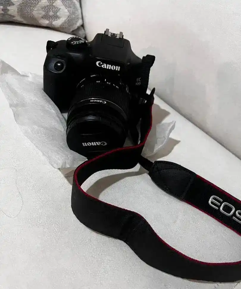 دوربین canon 4000d دست دو