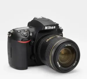 دوربین نیکون d7100 بسیار کم کار دست دوم