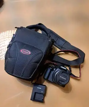 دوربین DSLR - Canon 1300D دست دوم