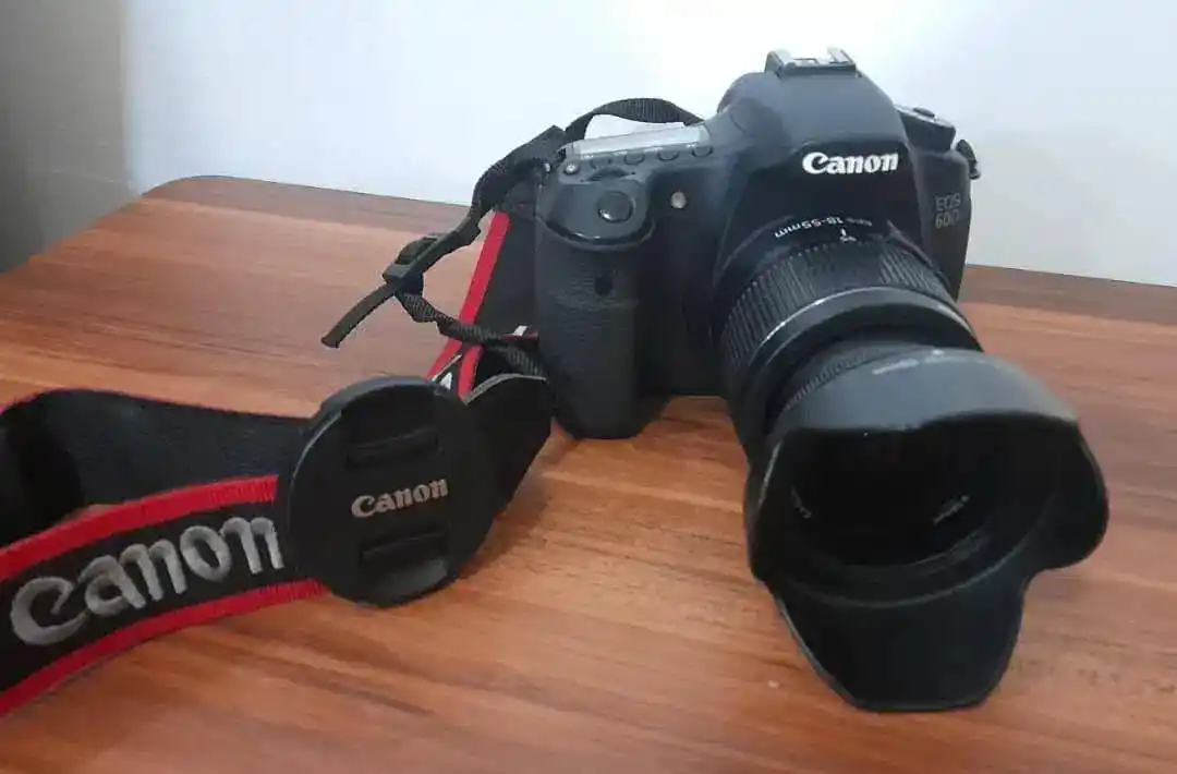 دوربین عکاسی DSLR کانن Canon EOS 60D - نو دست دو