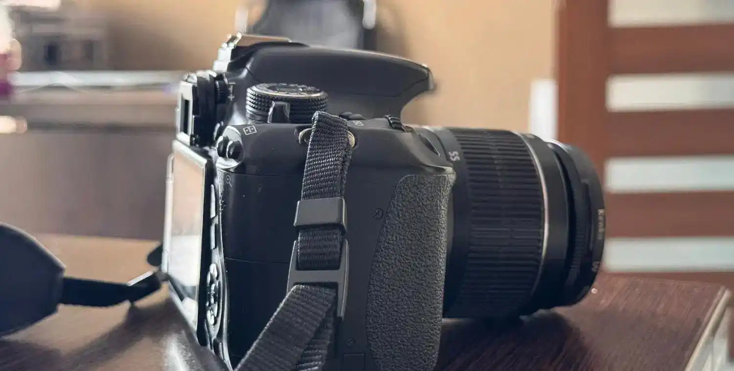 دوربین کانن 600d دست دو