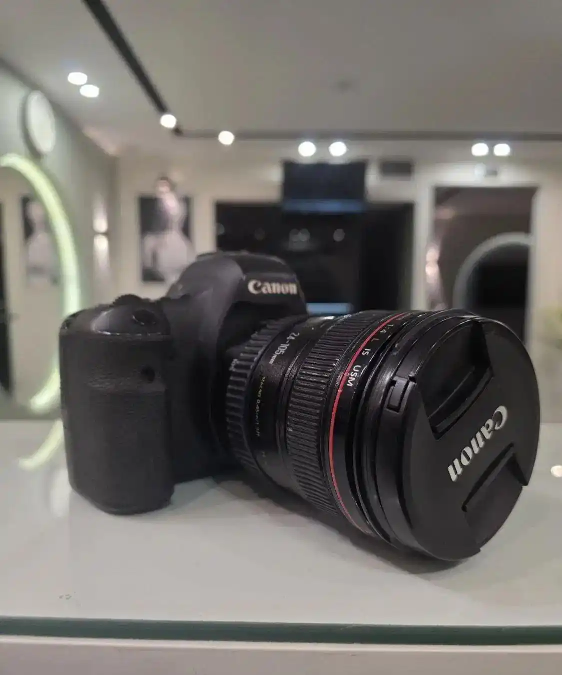 دوربین عکاسی 6D دست دو