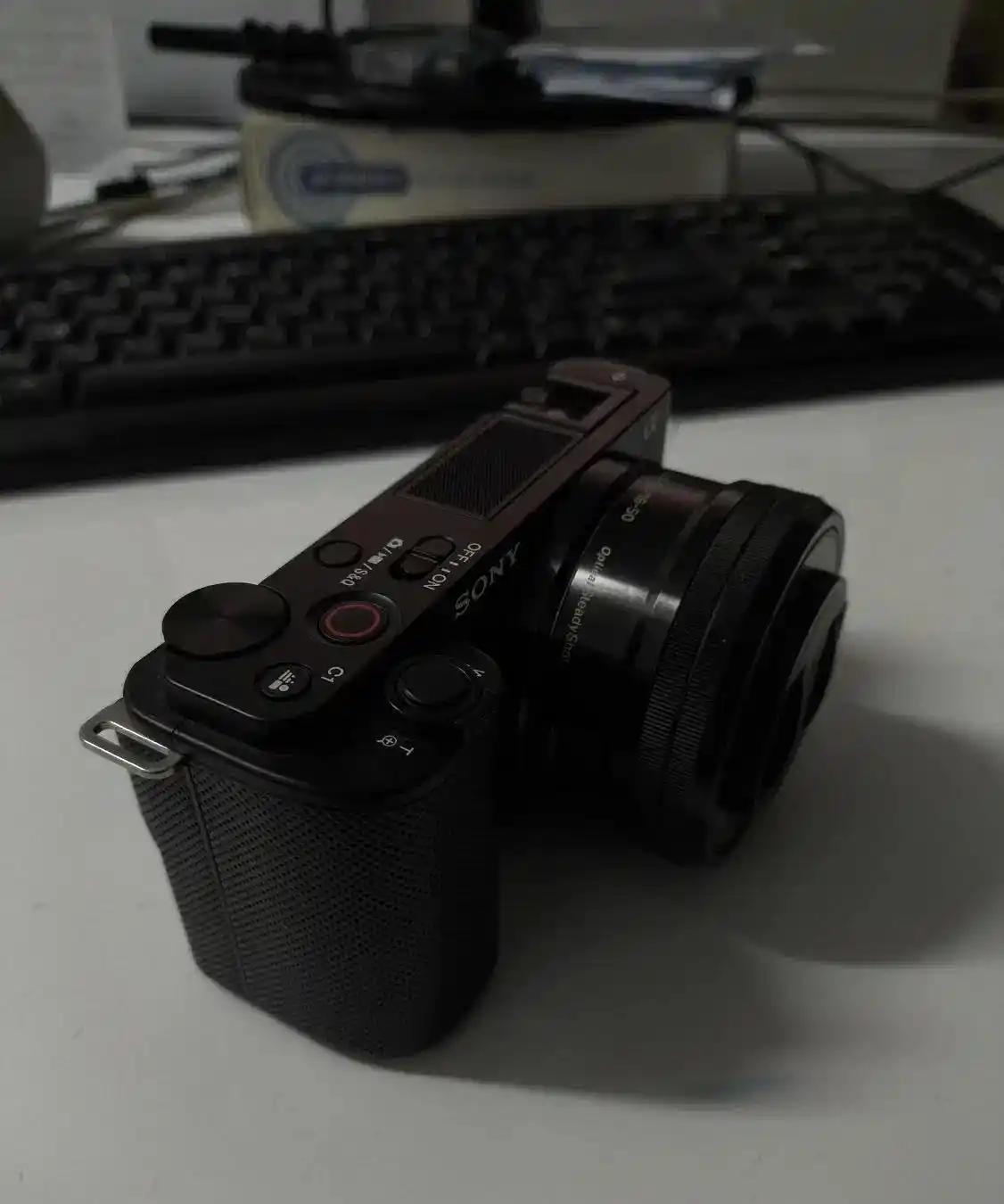 دوربین سونی zv e10 دست دو