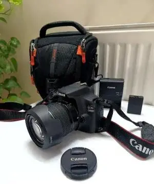 دوربین عکاسی وفیلم برداری دست دوم