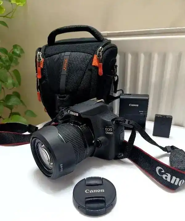 دوربین کنون ۱۲۰۰D نو دست دو