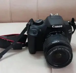 دوربین عکاسی وفیلم برداری دست دوم