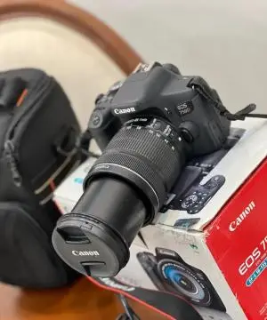 دوربین 750D دست دوم