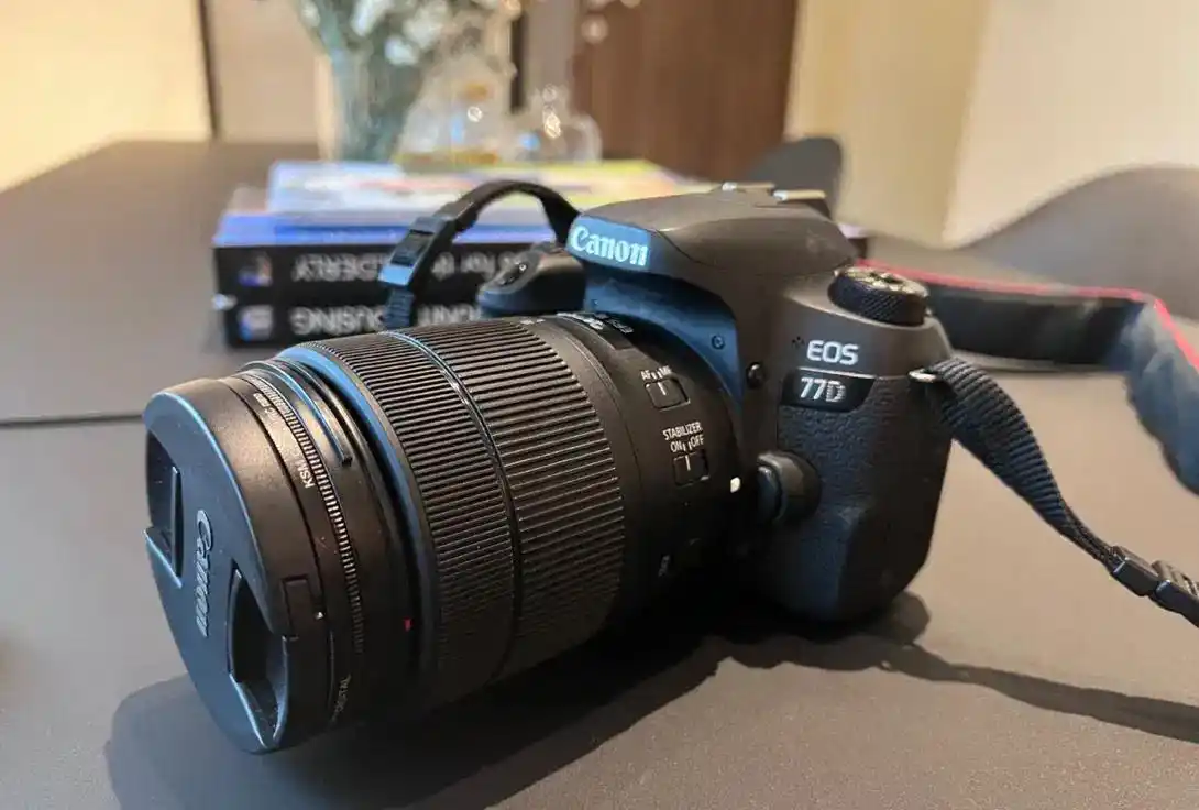 دوربین کانن 77D کم کارکرد  Es  - um دست دو