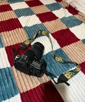 دوربین کانن ۶۰D دست دوم