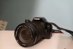 دوربین کنن ۵۵۰ دست دوم