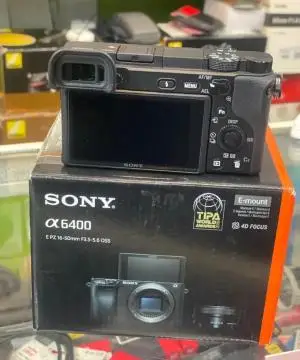دوربین سونی a6400 دست دوم