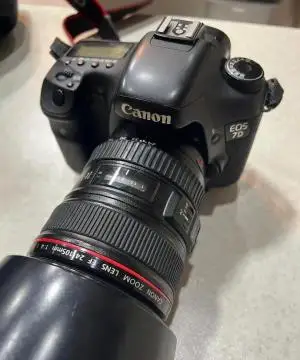 دوربین حرفه ای کانن   | Canon  7D   دست دوم