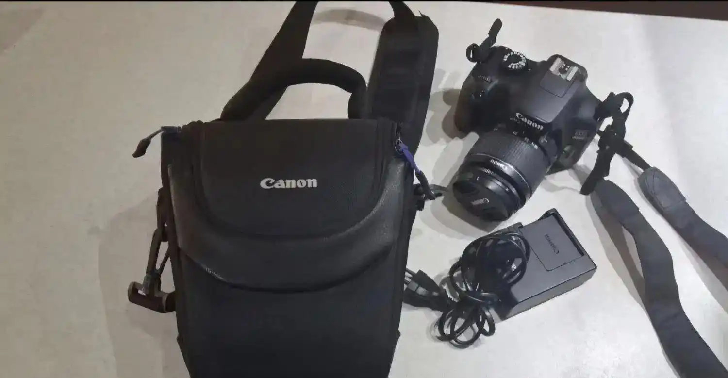 دوربین عکاسی دست دو