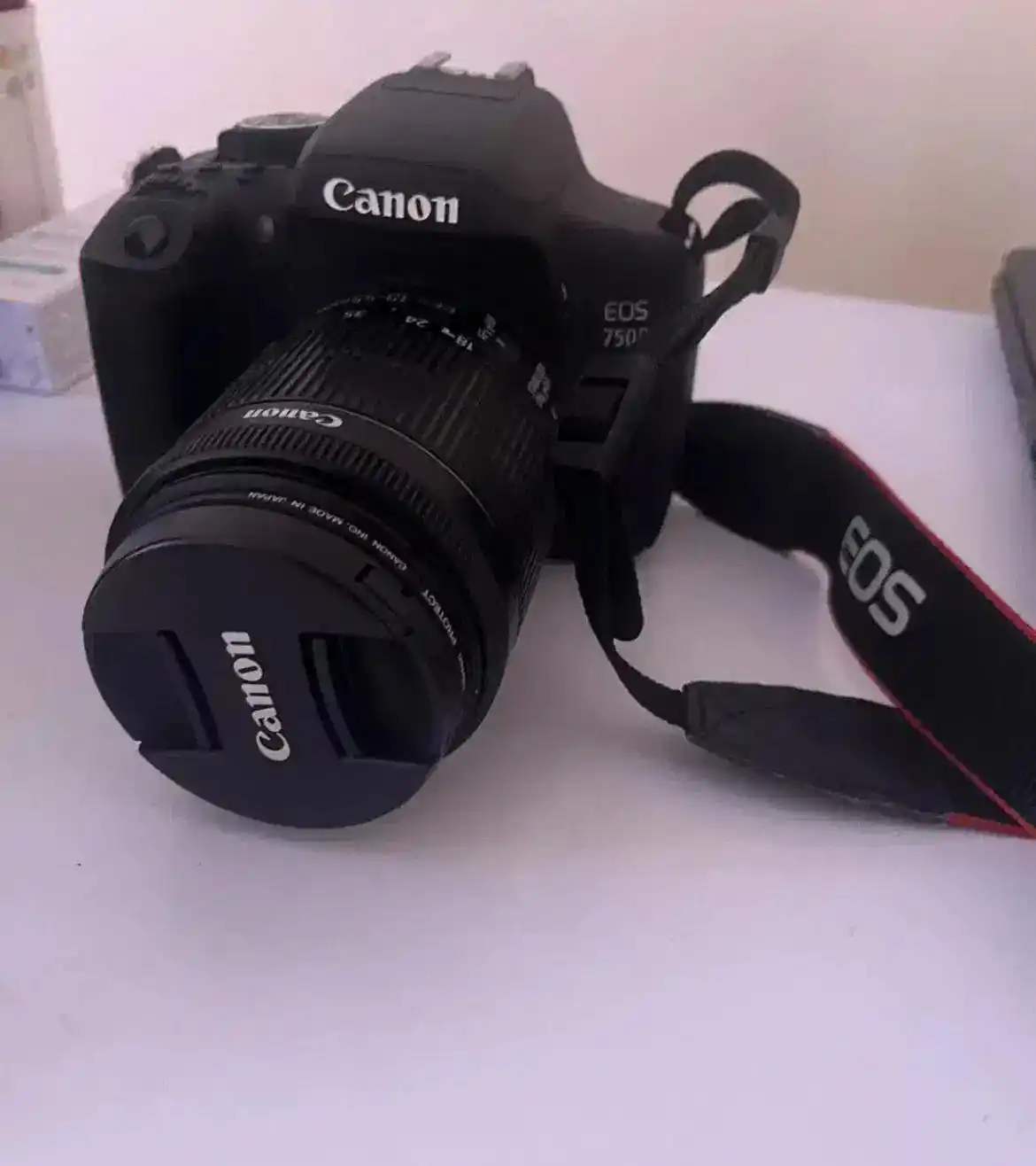 دوربین canon 750d دست دو