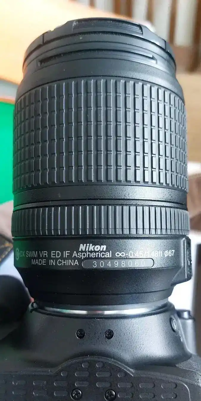 دوربین Nikon D5300 دست دو