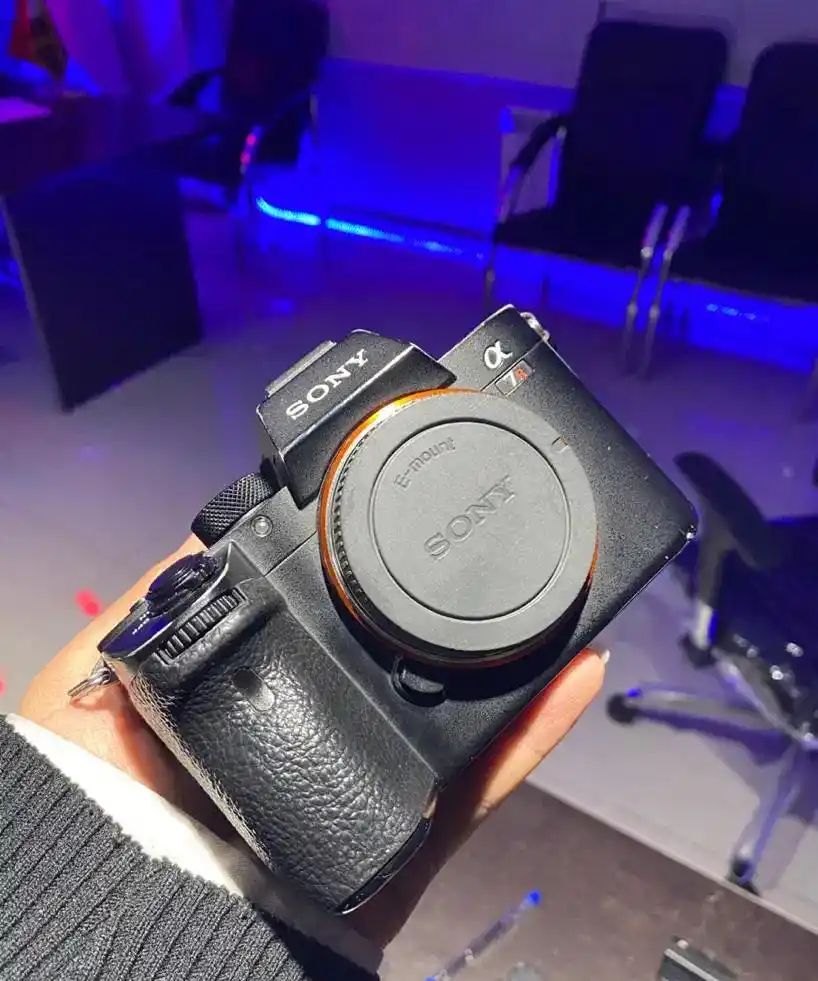 دوربین sony alpha7 R3 دست دو