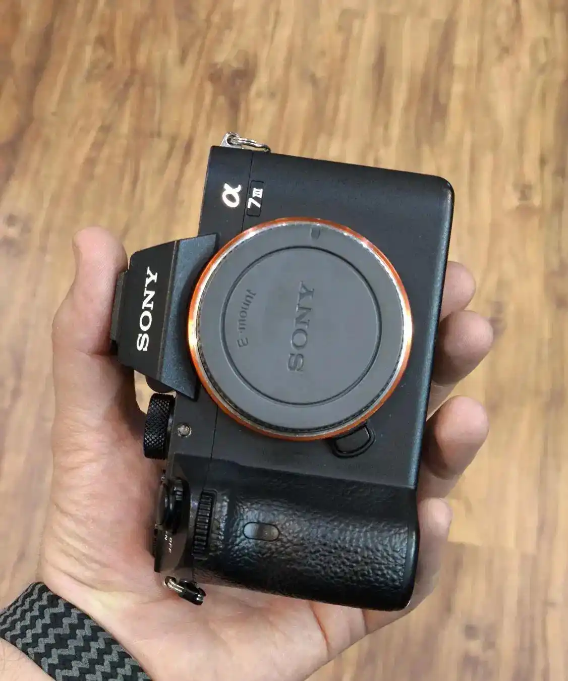 سونی A7 III BODY دست دو