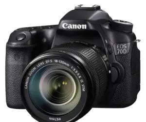 دوربین حرفه‌ای کانن | Canon 70D+18-135mm STM دست دوم