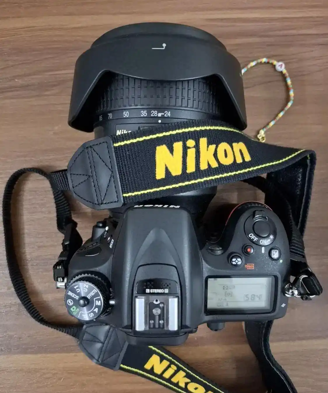 نیکون D7100 و لنز 50 D f1.8 و لنز 120 -24 F4 ED دست دو