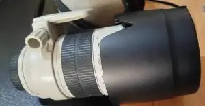 لنز ۷۰ ۲۰۰ کنون با مانیتور دست دوم