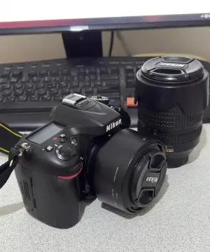 نیکون D7100 و لنز 50 D f1.8 و لنز 120 -24 F4 ED دست دوم