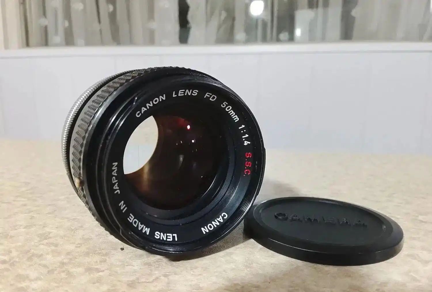 لنز 50mm f1.4 دست دو