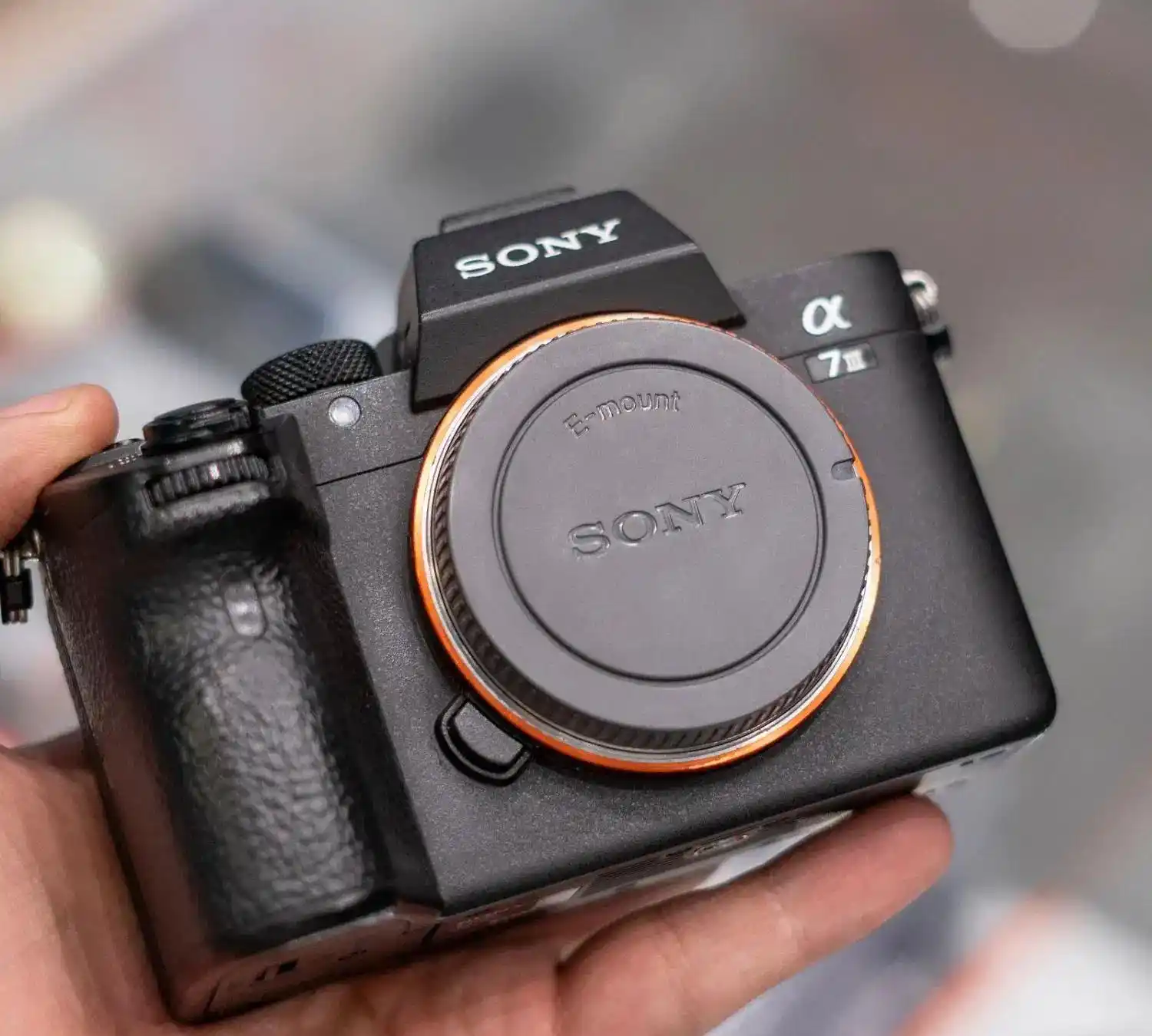 sony a7 iii دست دو