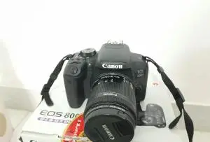 لنز سیگما ۸۵ کنون و دوربین 800d کنون دست دوم