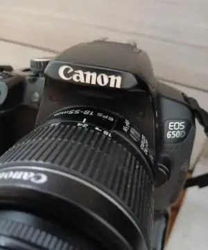 دوربین کنون650d دست دوم