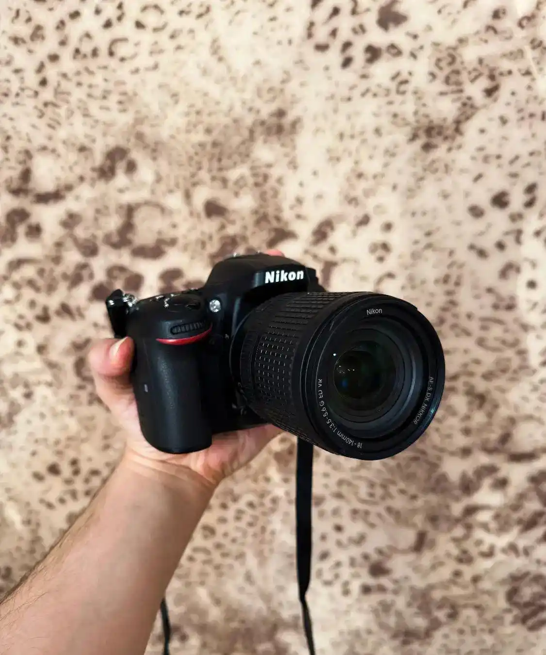 نیکون Nikon D7200 دست دو