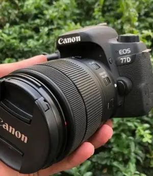 دوربین canon 77D دست دوم