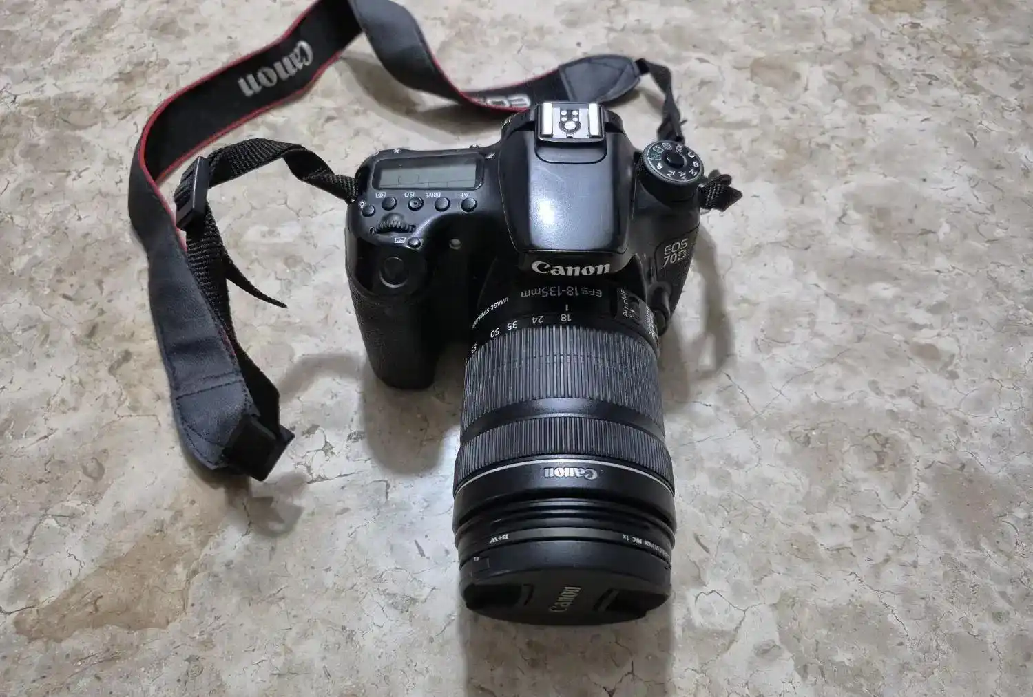 دوربین کانن 70d دست دو