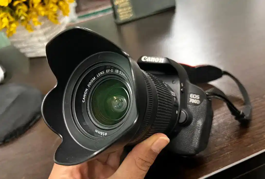 فروش دو عدد دوربین حرفه‌ای کانن دست دو