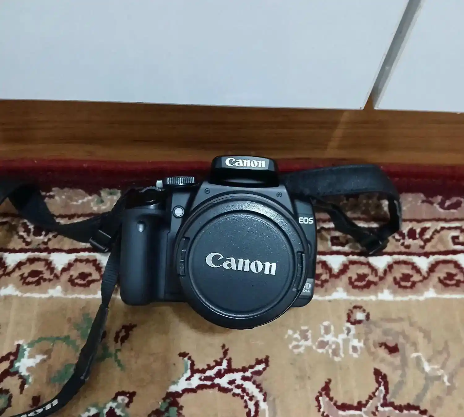 دوربین عکاسی کنون 400d دست دو