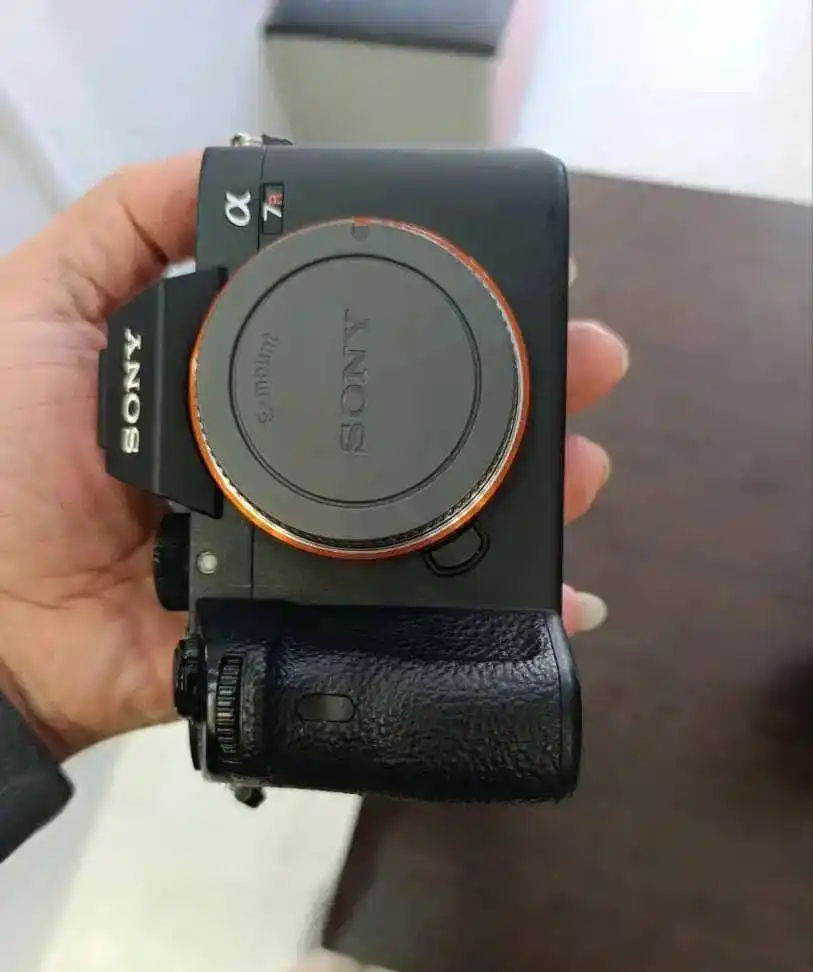 دو دوربین سونی a7r3 Sony a7Riii+معاوضه و انواع لنز دست دو