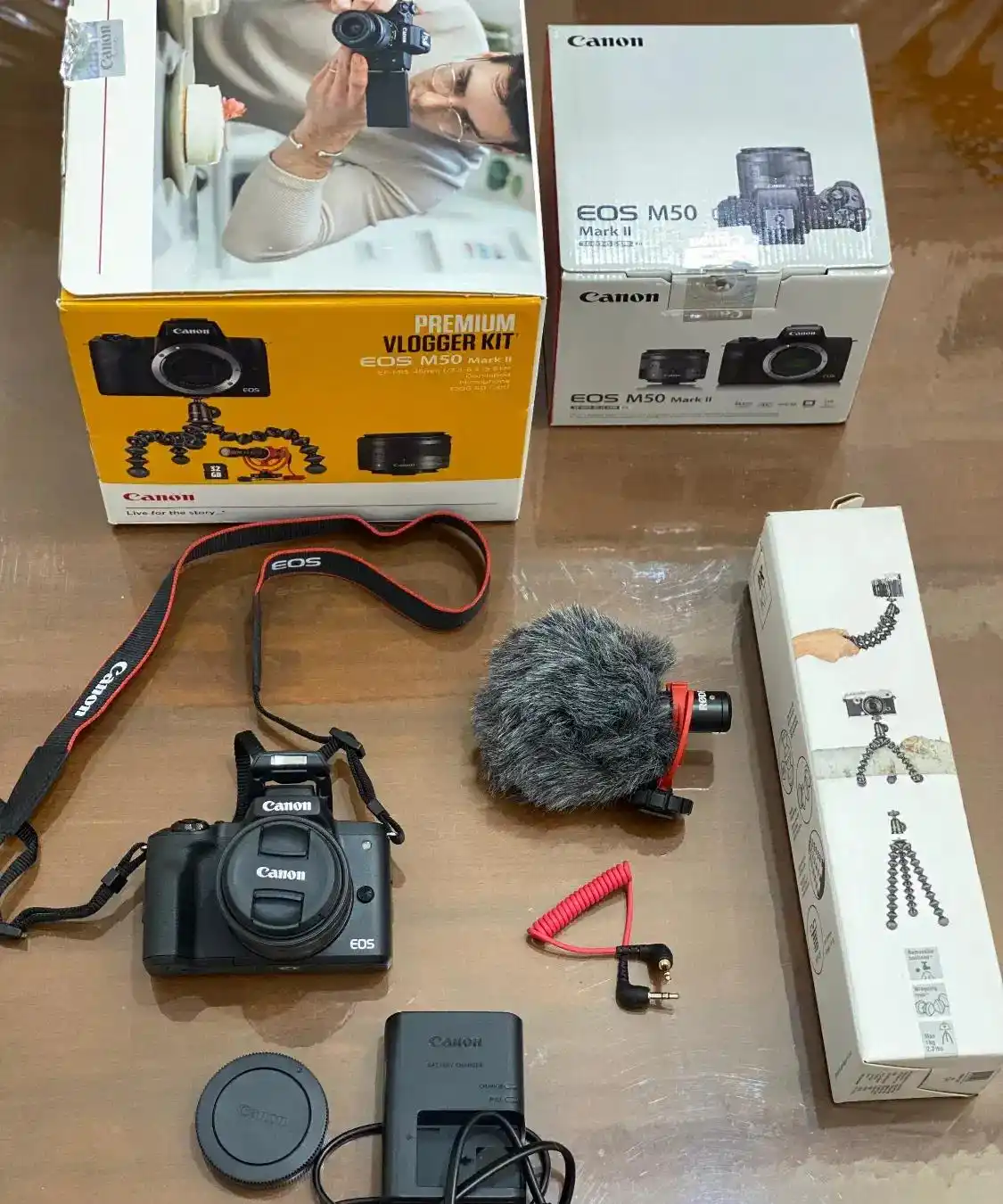 دوربین کنون Canon eos m50 mark ll دست دو