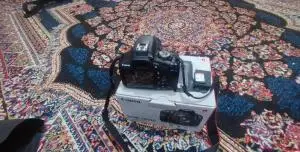 دوربین canon2000d دست دوم