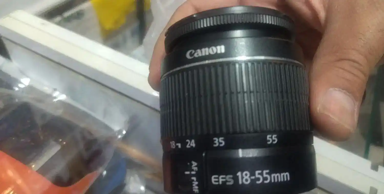 دوربین کانن 1200d دست دو