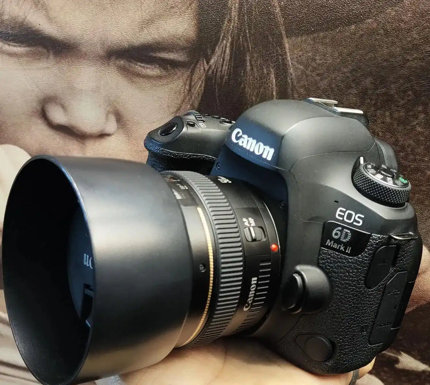 Canon 6D Mark ii دست دو