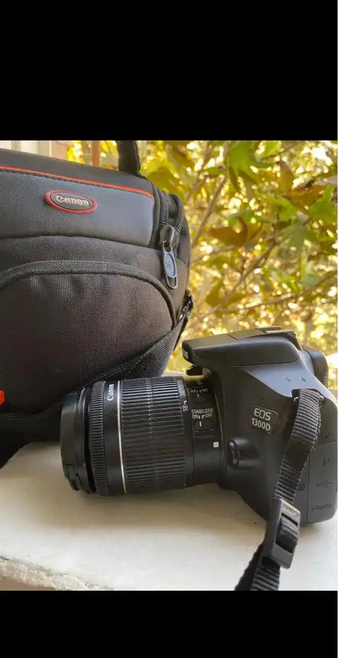 دوربین کنون ۱۳۰۰d در حد نو دست دو