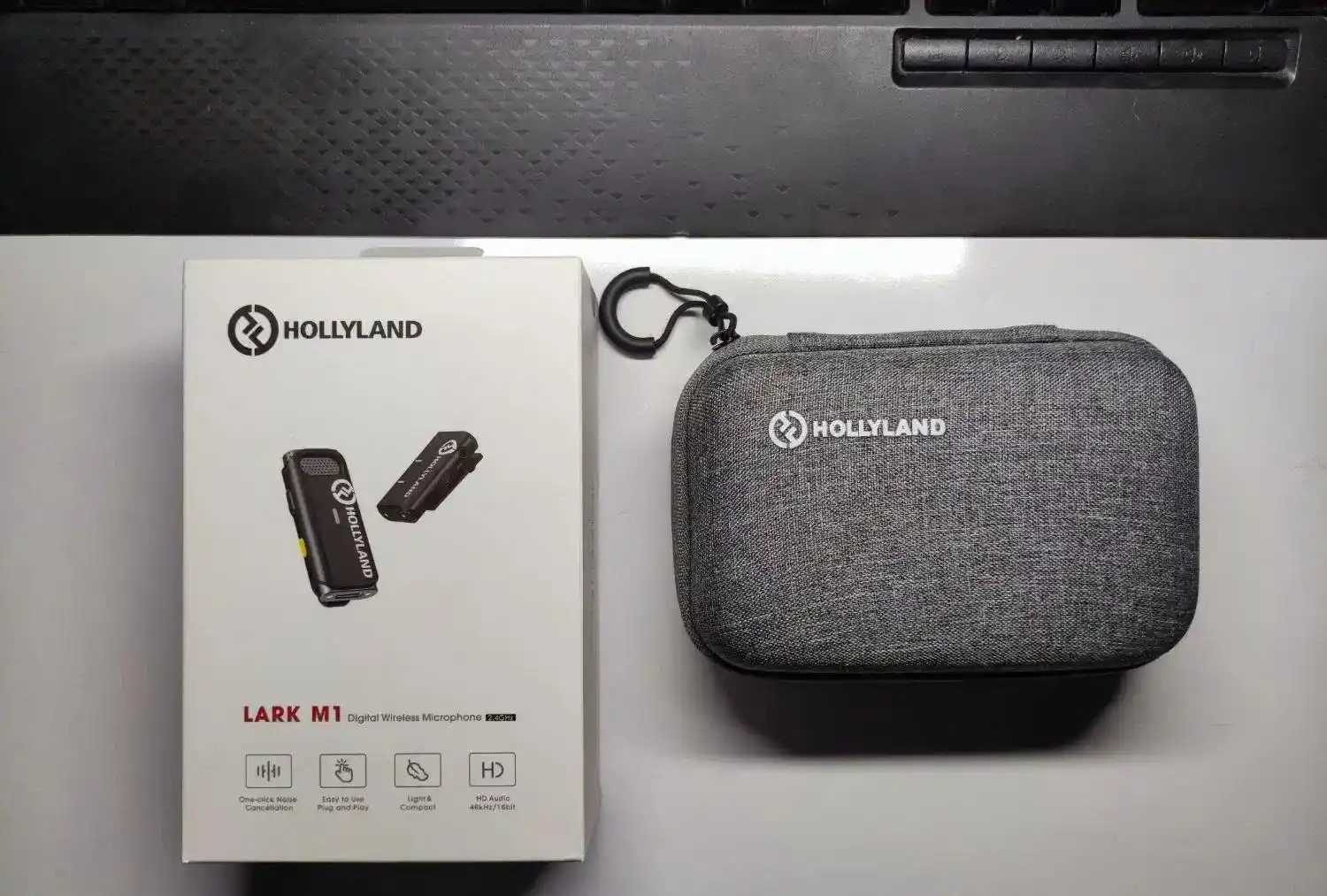 میکروفن هالی لند میکروفن بیسیم هالیلندhollyland m1 دست دو