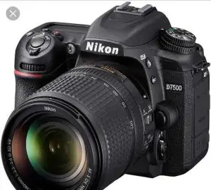دوربین Nikon D7500 نیکون دست دوم