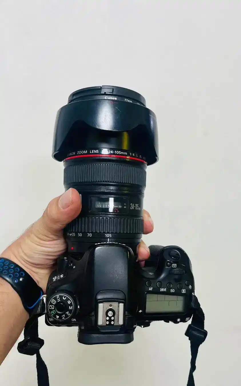 دوربین کنون 70D دست دو