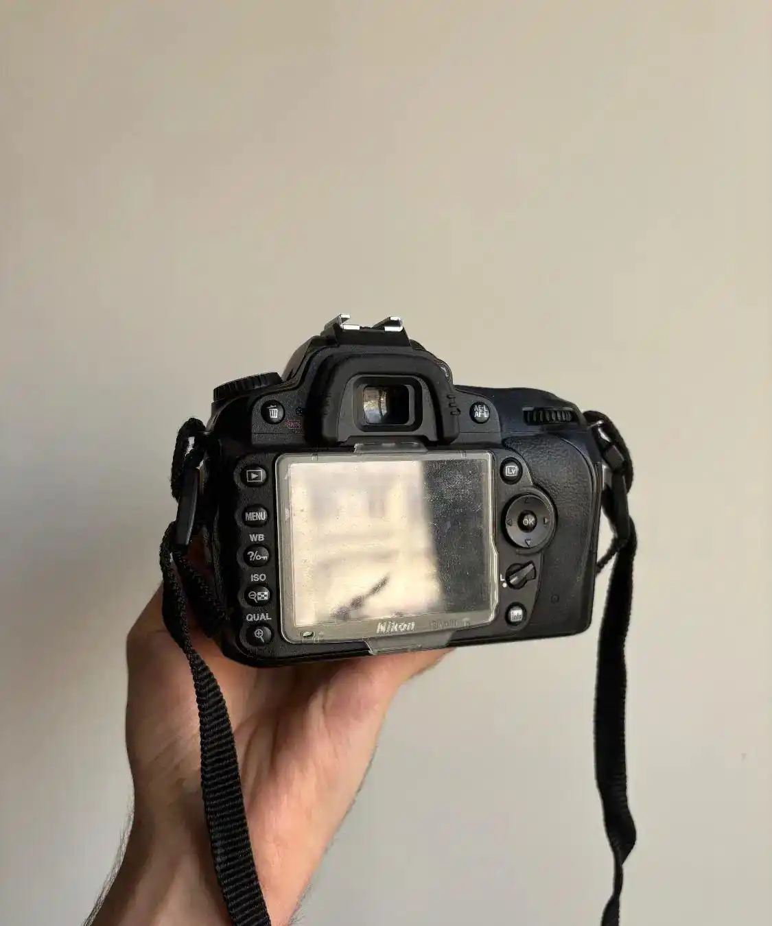 Nikon D90 دست دو