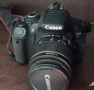 دوربین کانن۶۵۰d دست دوم