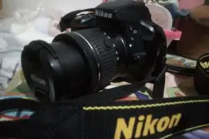 دوربین عکاسی نیکونD3300.لنز سیگما دست دوم
