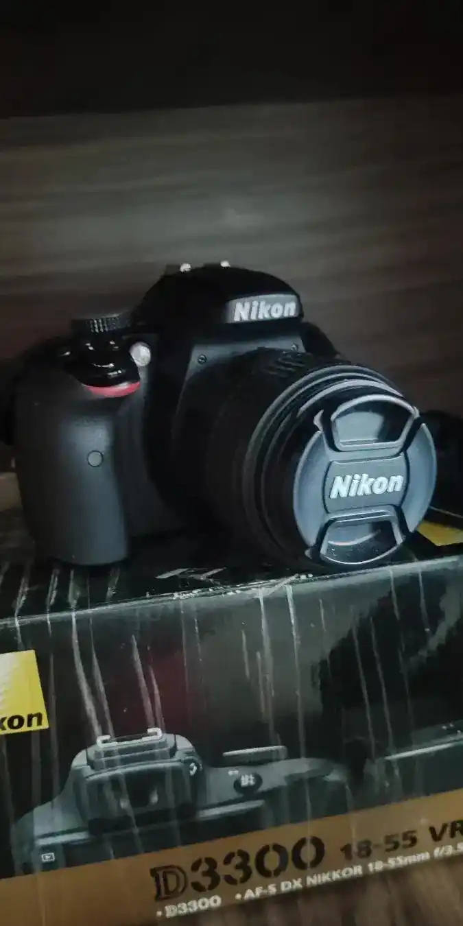 دوربین عکاسی نیکون 3300 دست دو